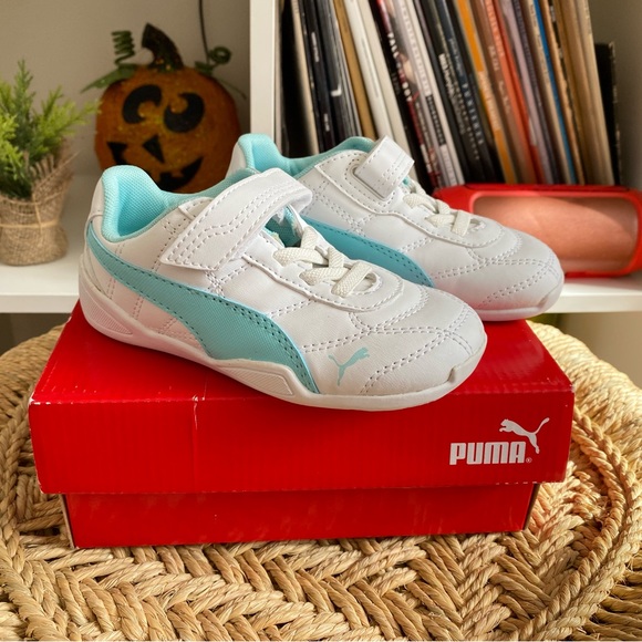 Puma Shoes Nwt Puma Tune Cat 3 Light Blue Little Kids Shoes Sz 9
